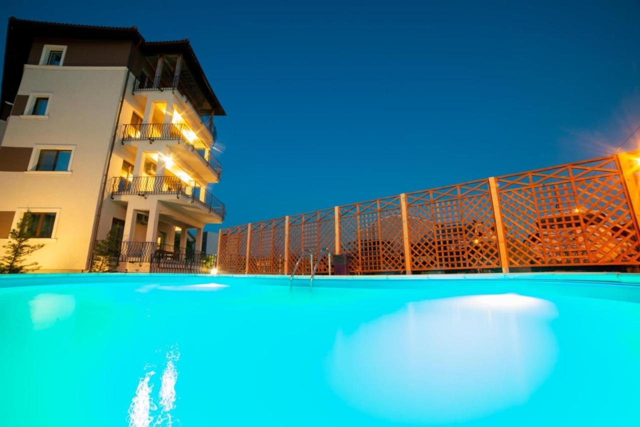 Breeze Villa Mamaia Nord Năvodari Exterior foto