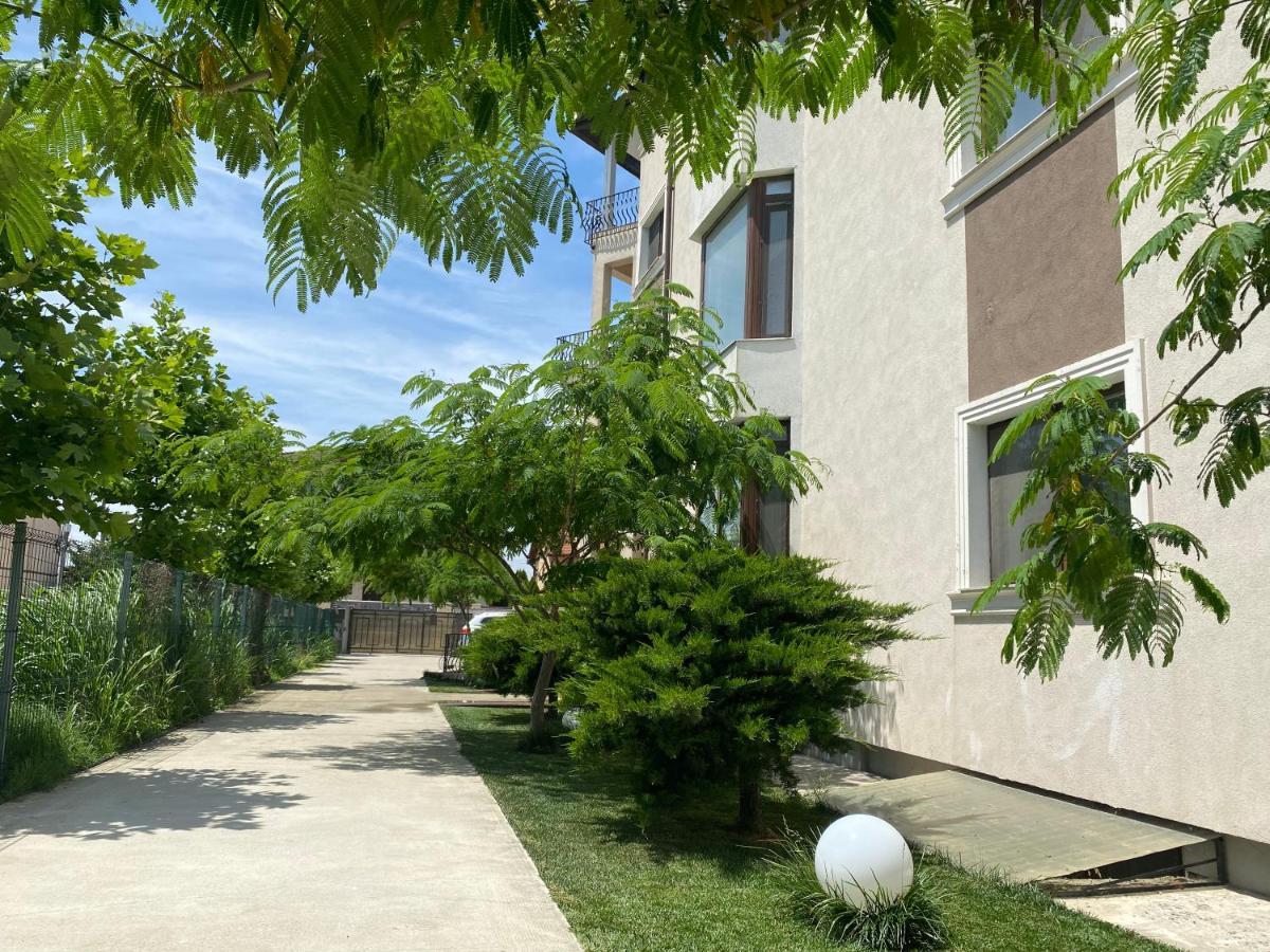 Breeze Villa Mamaia Nord Năvodari Exterior foto
