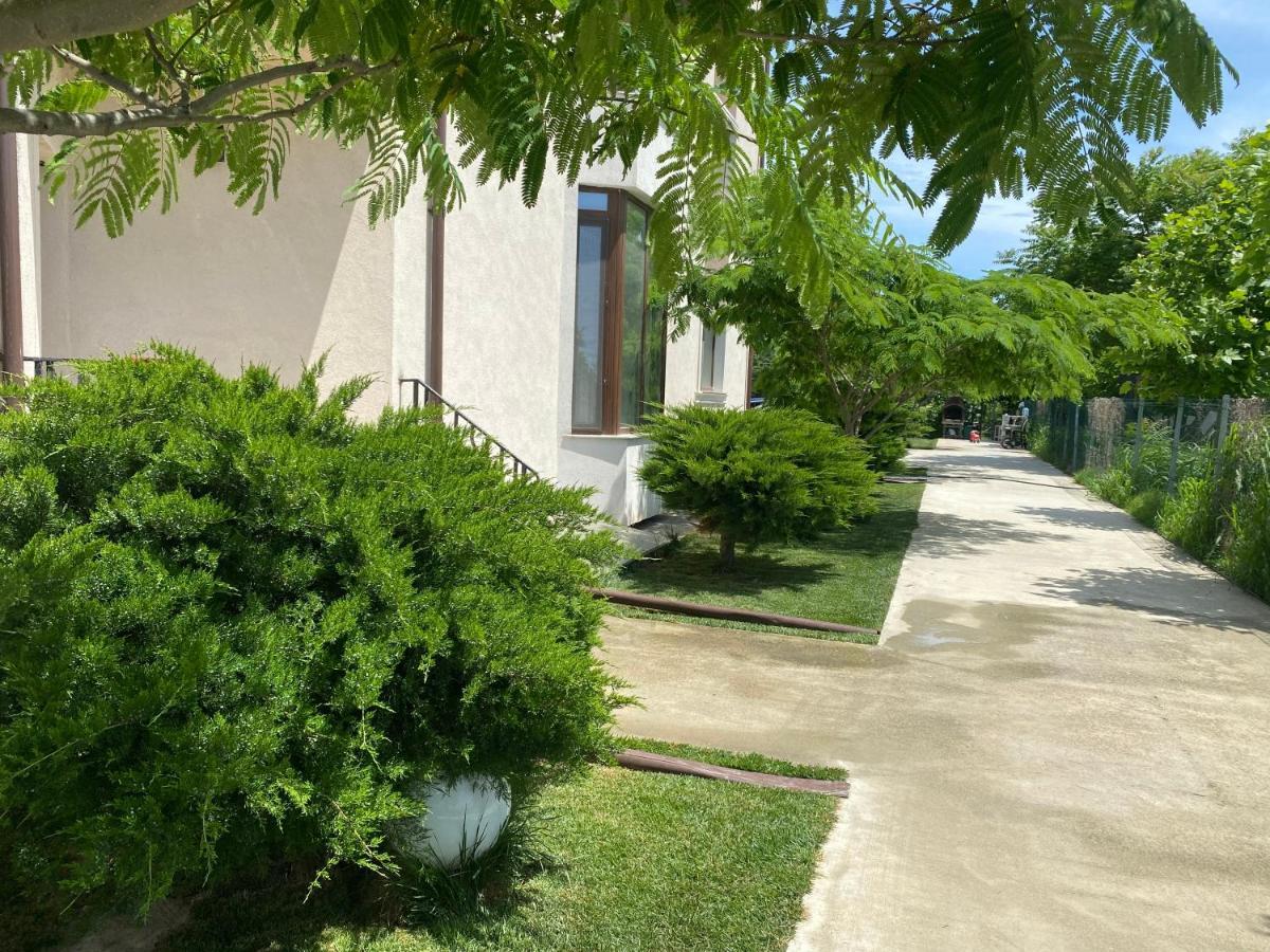 Breeze Villa Mamaia Nord Năvodari Exterior foto